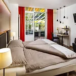 Hotel Jardin Berna