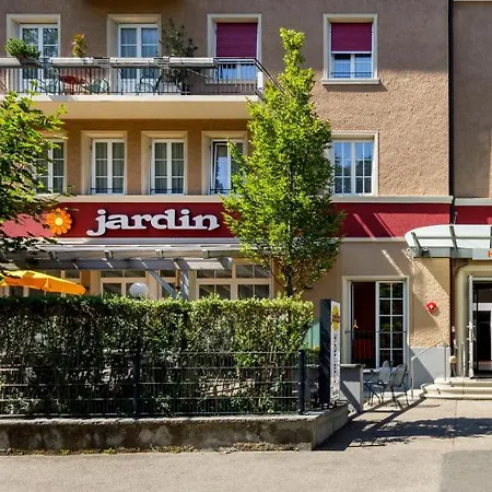 Jardin 3*